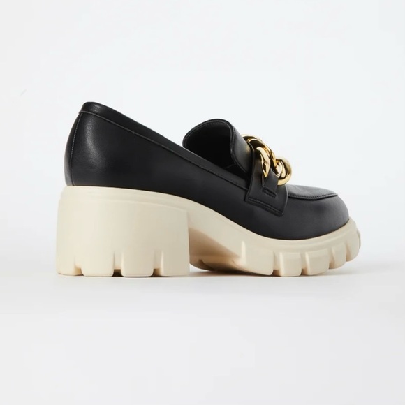 🆕 Lug Sole Platform Loafer in Black Caviar & Cream with Gold Chain Hardware - Picture 2 of 5